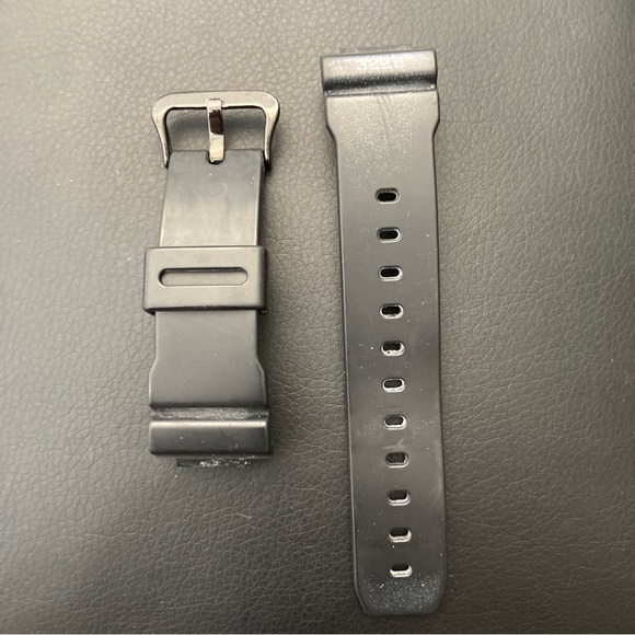 Casio G-Shock Blackout version 200m water resistance with two straps. - Picture 3 of 5